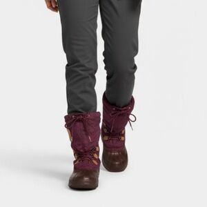 Sorel Womens 9 purple winter boots